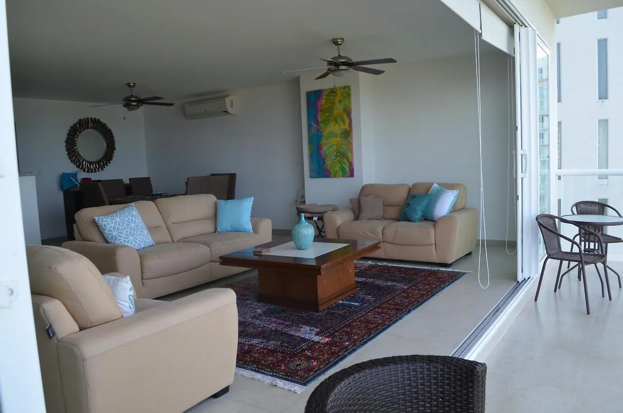 Ocean Front Amara'S Condo...Best Layout Views Cancún